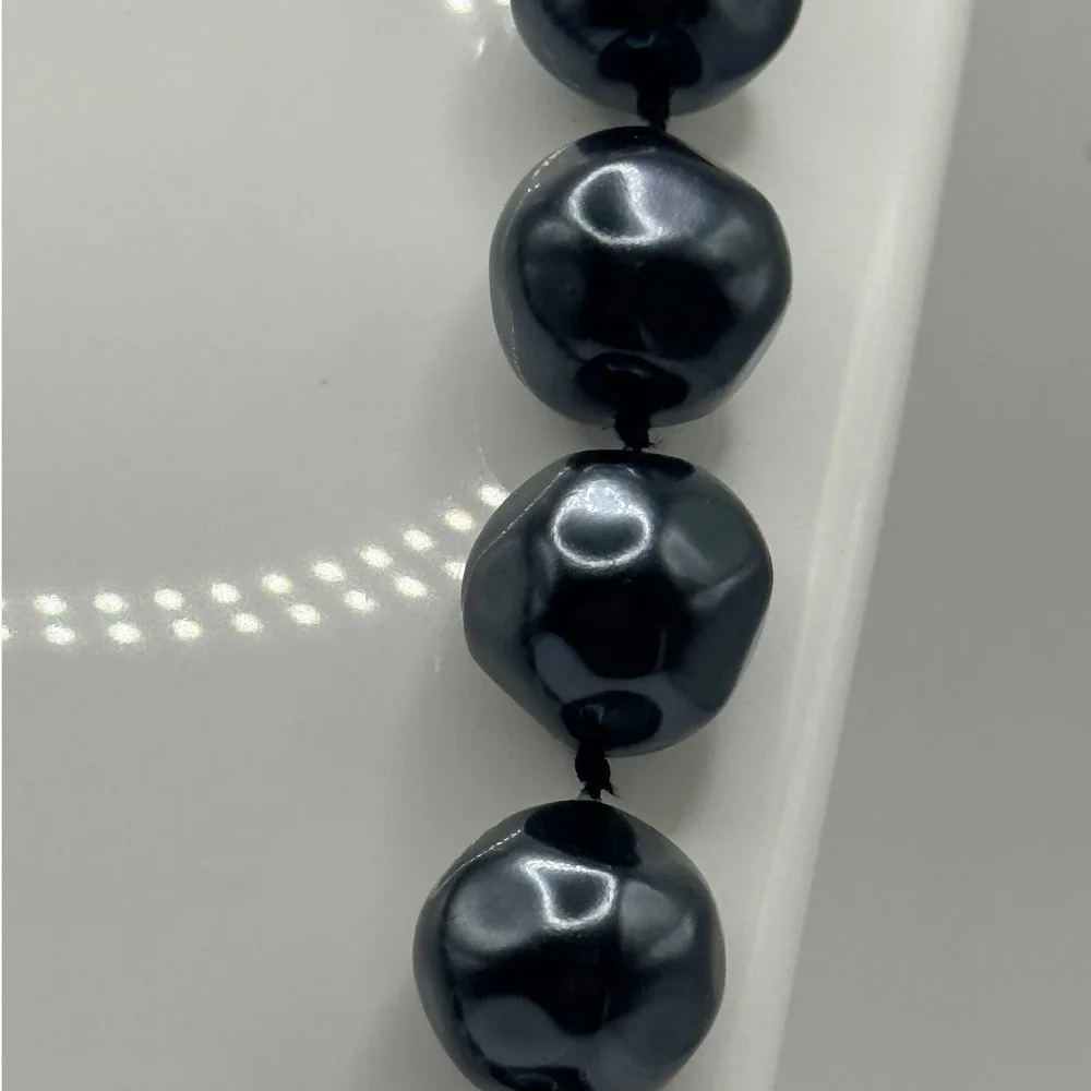 Marvella Vintage Knotted Baroque Faux Pearl Necklace Midnight Blue Graduated 16